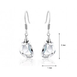 BOUCLES D'OREILLES SERTIES DE CRISTAUX